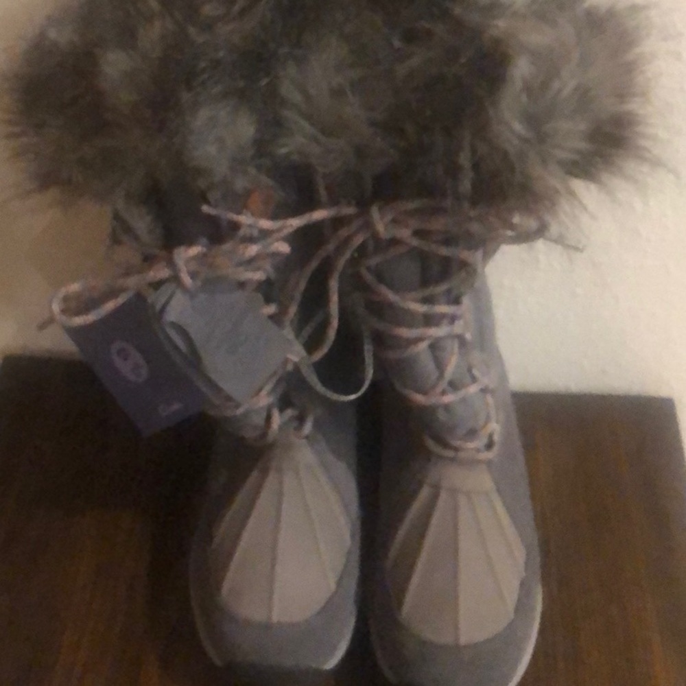 Clark's Thinsulate Ultra Weatherproof  Boots-NWT